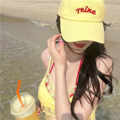 恰似两滴水
